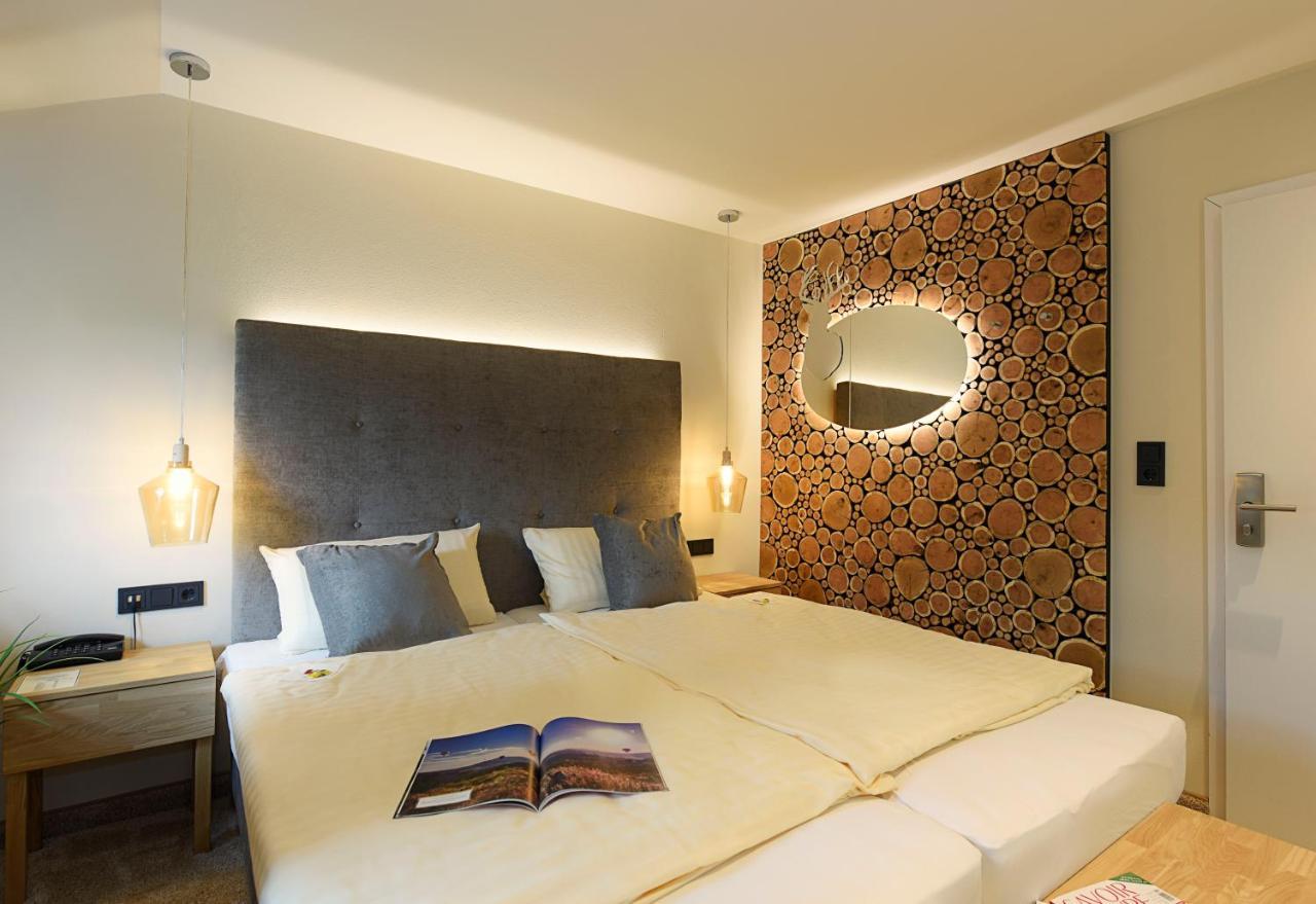 Landidyll Hotel Haus Hochstein Eslohe Kültér fotó